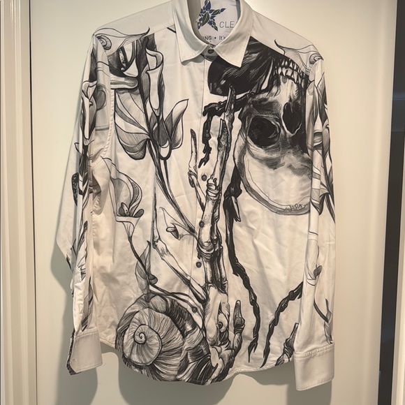 Robert Graham Black and White Graphic Button Down Shirt WORN ONCE - Picture 1 of 8